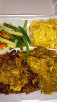 Knali's Kitchen food