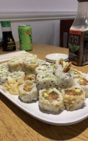 Keep It Rollin' Sushi food