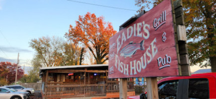 Eadies Fish House outside