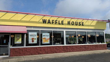 Waffle House outside