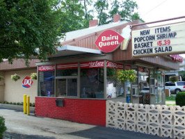 Susie Q's Dairy outside