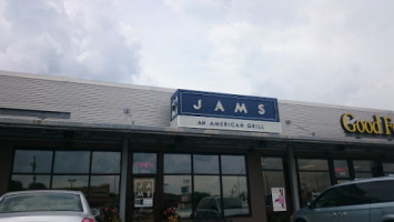 Jams Grill & Bar outside