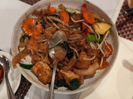 Bai Tong Thai Bistro food