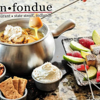 Rok N Fondue food