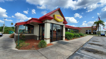 Denny's outside