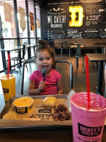 Dickey's Barbecue Pit food