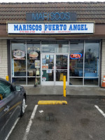 Mariscos Puerto Angel outside