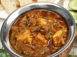 Samraat Curry Hut food