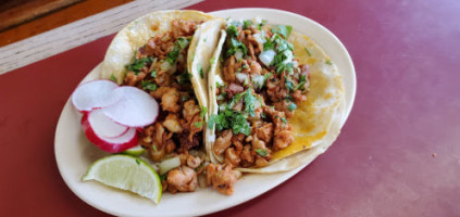 Tacos Tijuanas inside