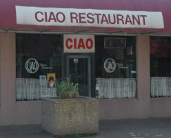 Ciao Italian outside