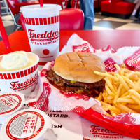 Freddy's Frozen Custard Steakburgers food