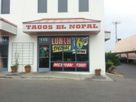El Nopal Mexican Grill Russell outside