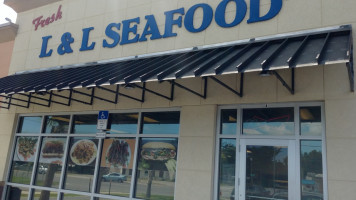 L L Fresh Seafood food