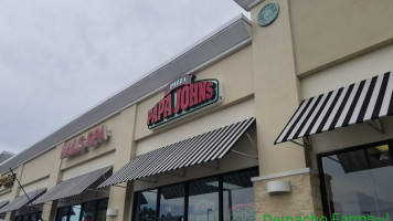 Papa Johns Pizza inside