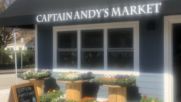 Captain Andy's Market food