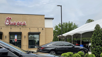 Chick-fil-a outside