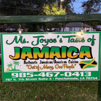 Ms. Joyce's Taste Of Jamaica food