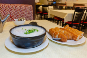 Xìng Lóng Xiǎo Guǎn food