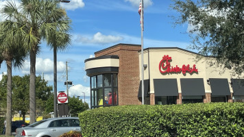 Chick-fil-a outside