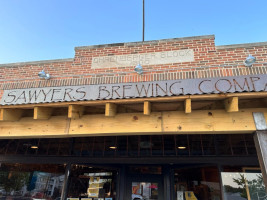 Sawyer's Brewing Company outside