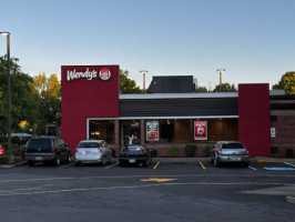 Wendy's outside