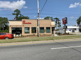 Chick-fil-a outside