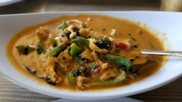Nayada Thai Cuisine food