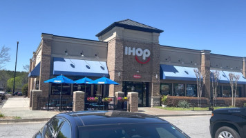 Ihop outside