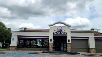 Taco Bell inside