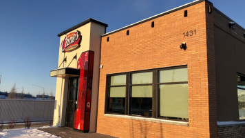 Raising Cane's Chicken Fingers food