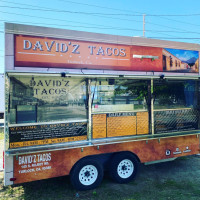 David’z Tacos inside