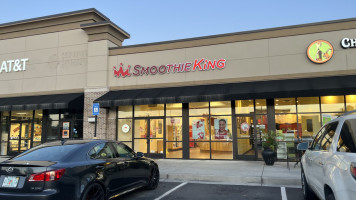 Smoothie King outside