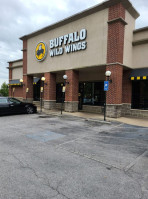 Buffalo Wild Wings outside