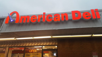 American Deli In East Po food