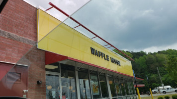 Waffle House outside