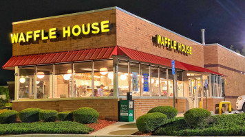 Waffle House outside