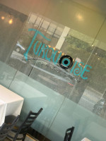 Turquoise Gourmet outside