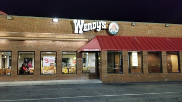 Wendy's inside