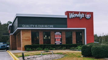 Wendy's outside