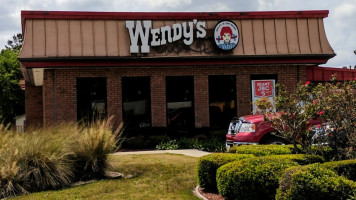 Wendy's outside