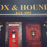 Fox Hounds British-american Pub food