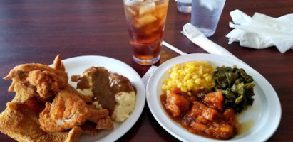 Peachtree Cafeteria food