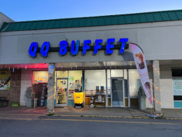 Qq Buffet inside