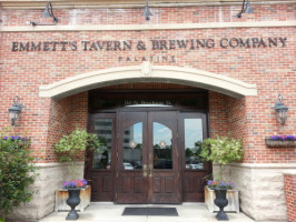 Emmett's Brewing Company Palatine inside
