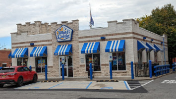 White Castle outside