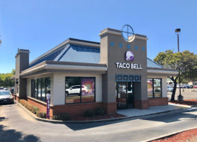 Taco Bell outside