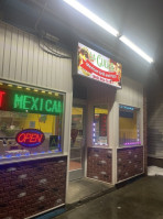La Gueera Mexican Grill And Pizza food