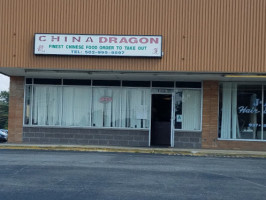 China Dragon outside