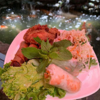 Olay's Thai Lao Cuisine food