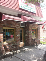 Isabella's Italian Deli Sandwich Shop inside